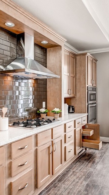 manufactured home with high-quality kitchen cabinets