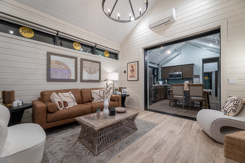 The Malibu - Alternate view of the living room